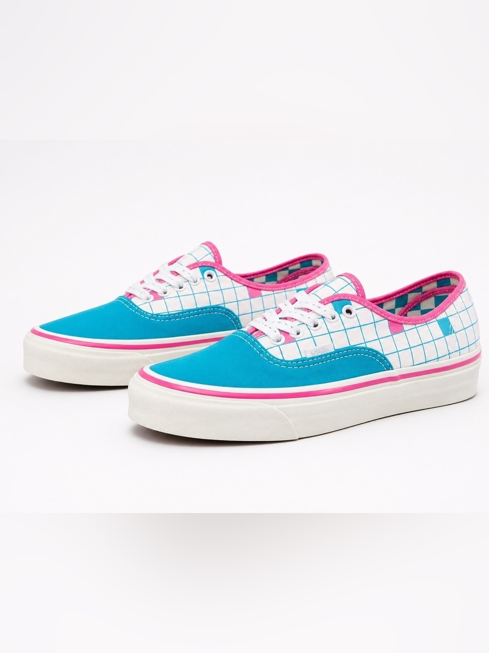 Vans Mongoose Our Legends Authentic 44 DX Shoes 7.5 Turquoise Pink Check